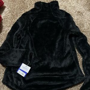 Soothing softness plush and cozy size small mock neck top nWT black